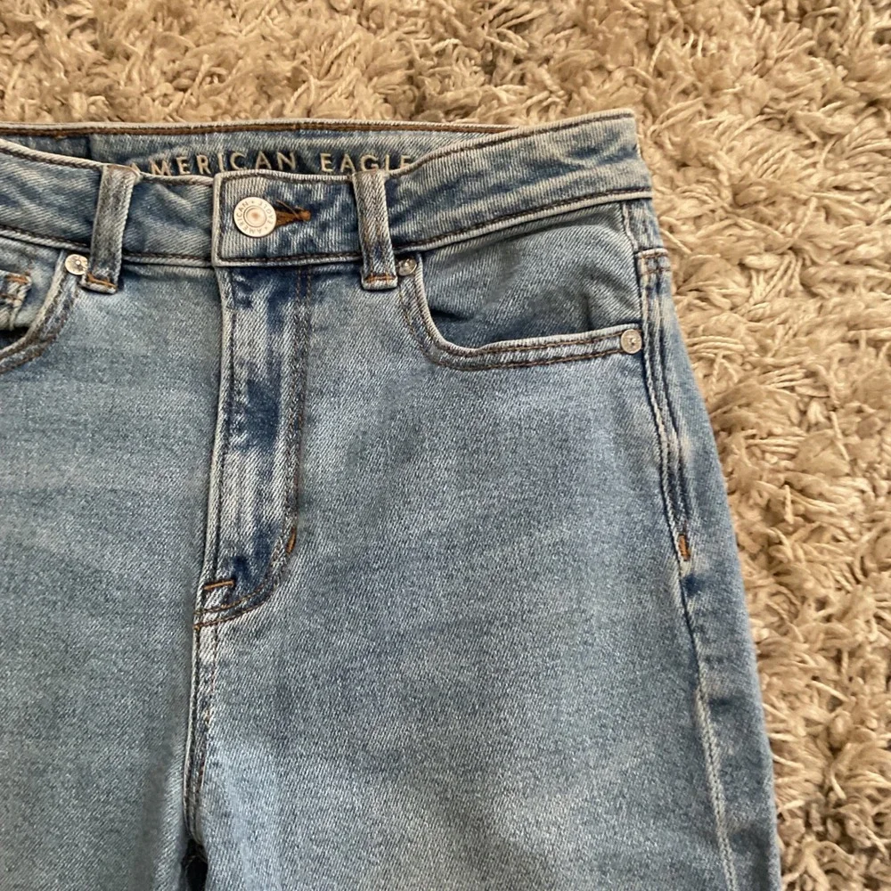 American Eagle Stretch Light Wash High Rise Slim Straight Jeans Size 0 Regular